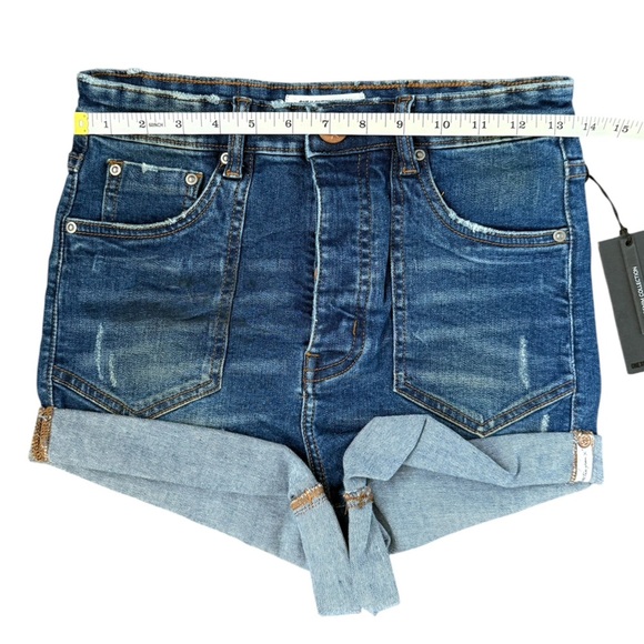 One Teaspoon Lovers Distressed Low Waist Button Fly Jean‎ Shorts - Size 26 - NWT - Picture 5 of 10